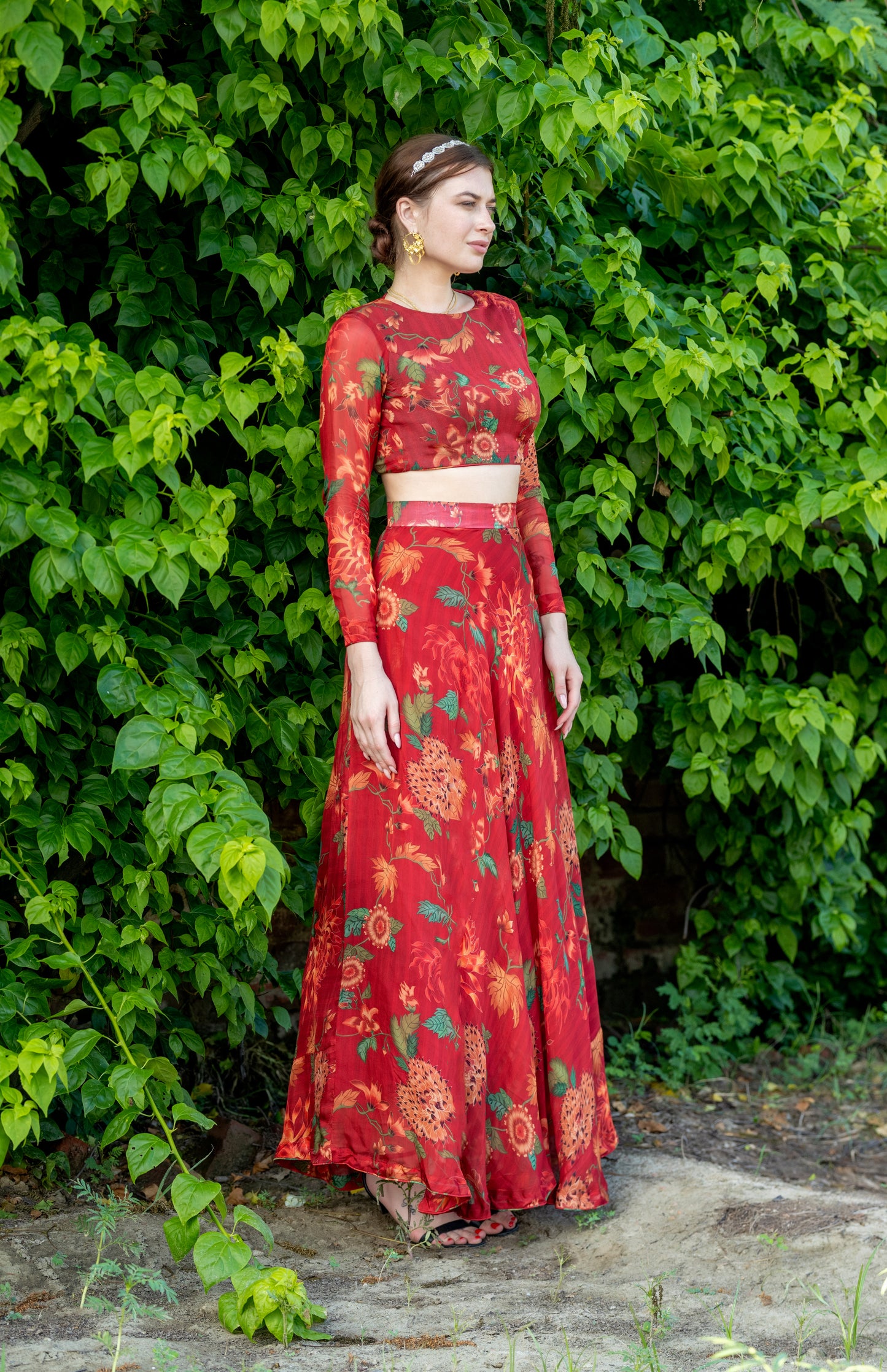 Crimson Garden Crop Top Skirt MH34